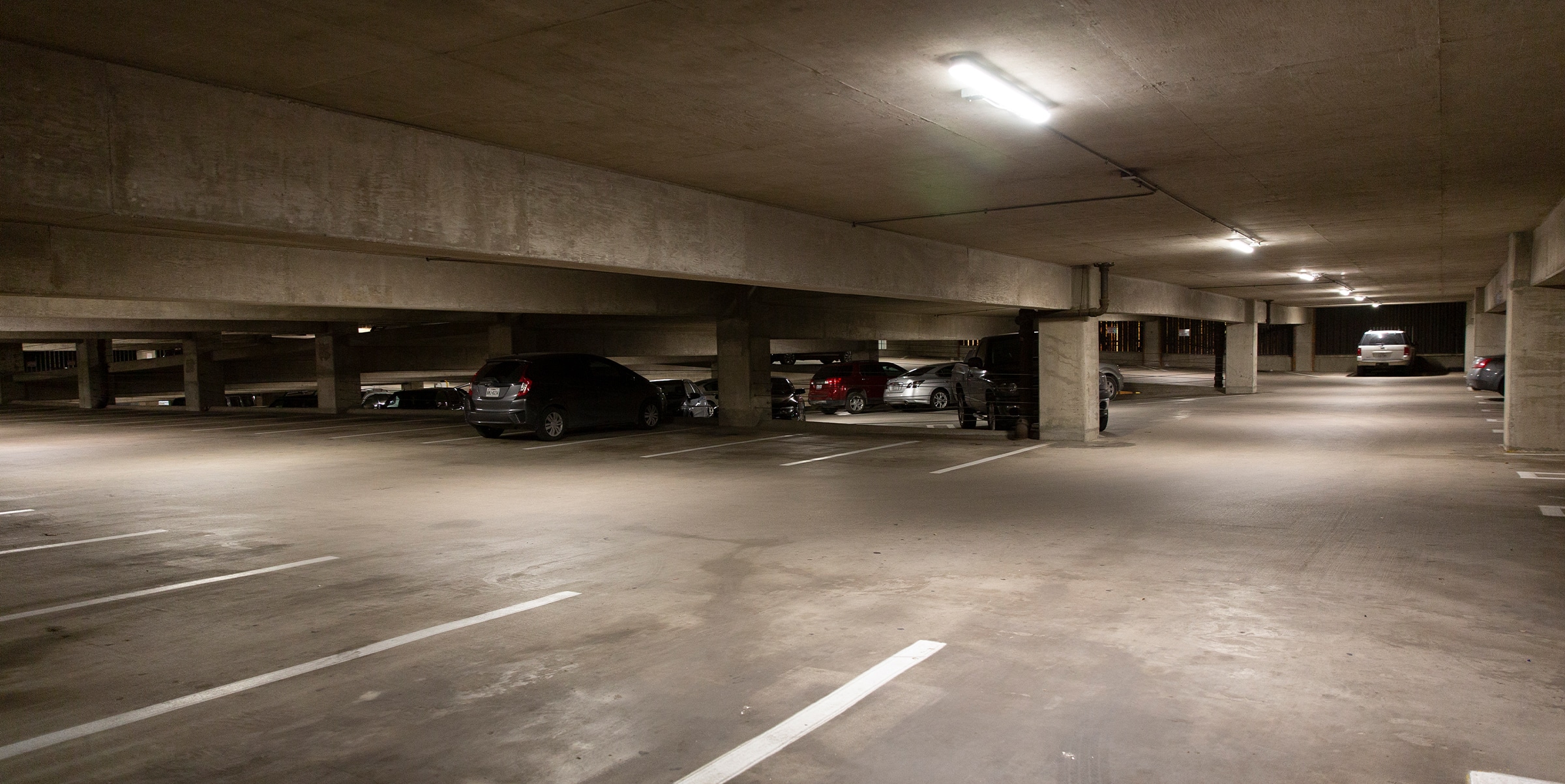 Casestudy Galleryimage Rossgarage 7 1 - WLS Lighting Systems